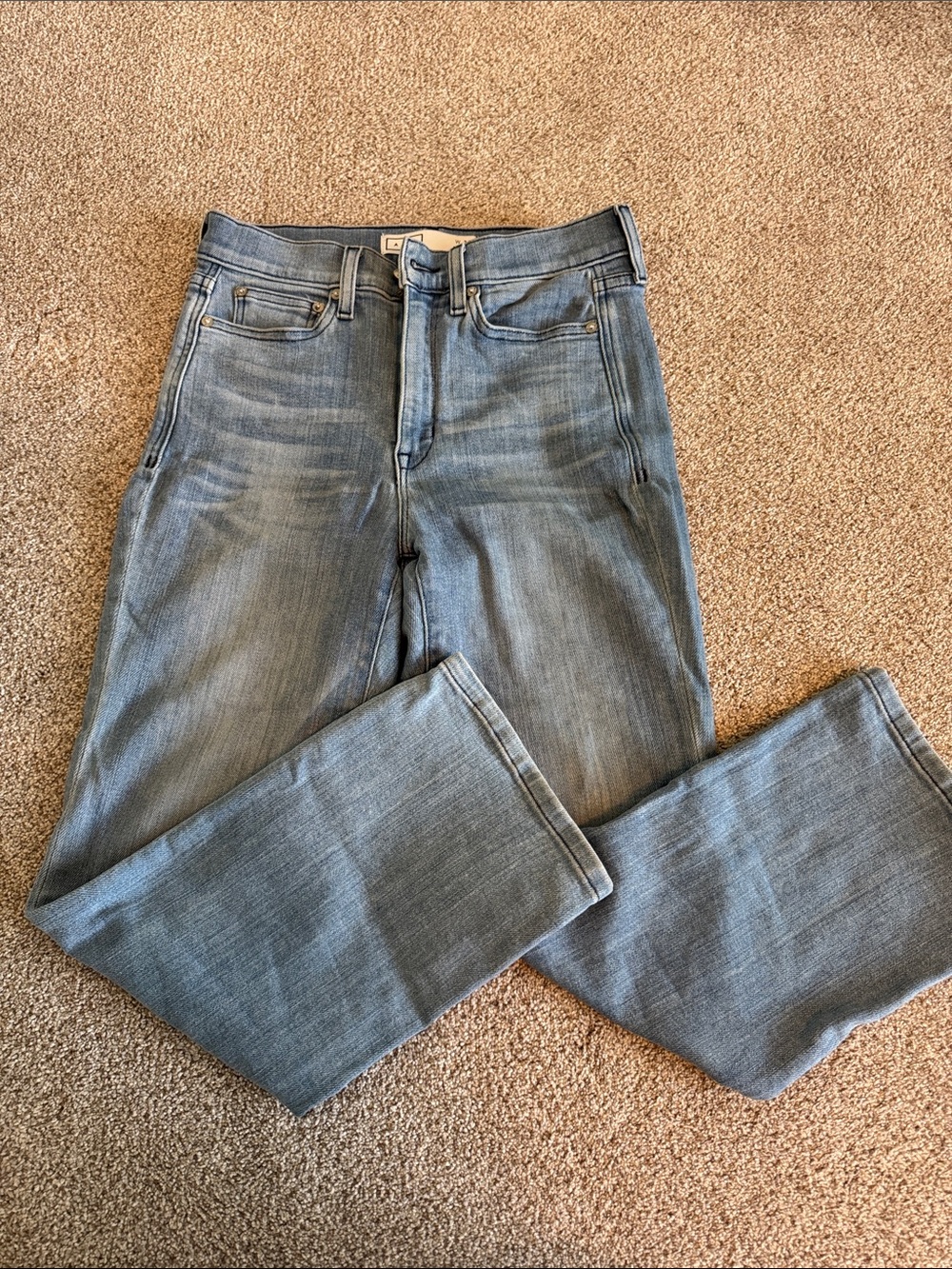 AYR the POP Classic Women’s  Light Blue Jeans